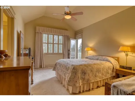 52530 Maria Lane Scappoose OR 97056