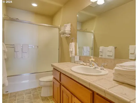 52530 Maria Lane Scappoose OR 97056