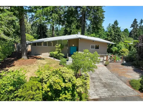 2075 Hillcrest Drive West Linn OR 97068