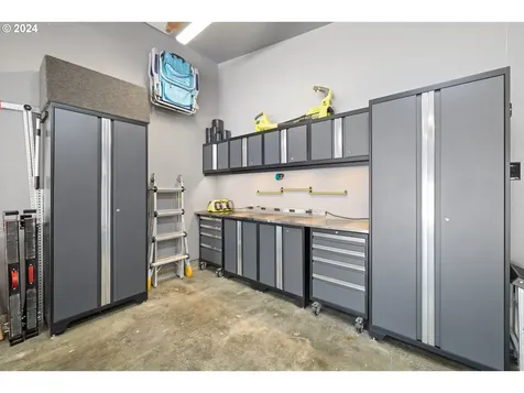 940 E 1st Avenue Camas WA 98607
