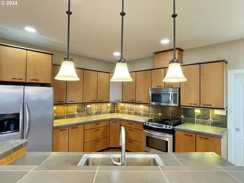 314 N X Street Washougal WA 98671