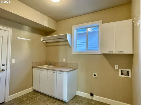 314 N X Street Washougal WA 98671