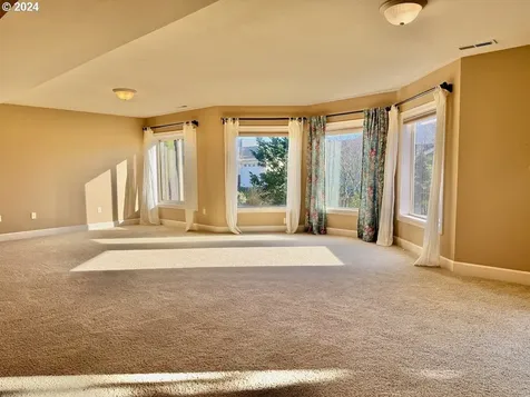 314 N X Street Washougal WA 98671
