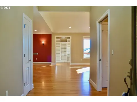 314 N X Street Washougal WA 98671