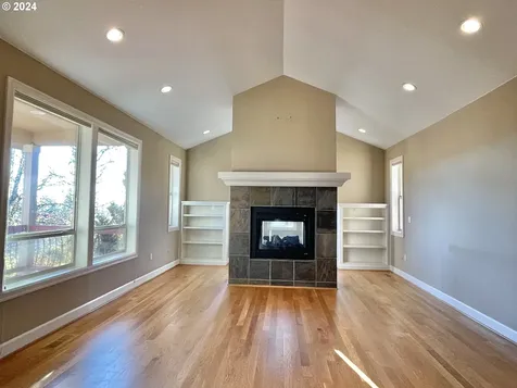 314 N X Street Washougal WA 98671