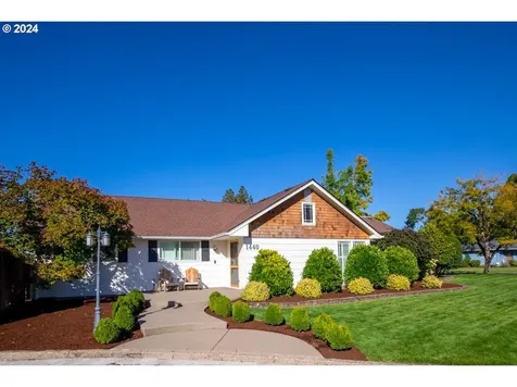1440 Fetlock Court Eugene OR 97401