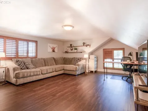 1440 Fetlock Court Eugene OR 97401