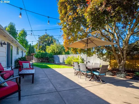 1440 Fetlock Court Eugene OR 97401