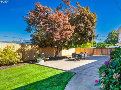 1440 Fetlock Court Eugene OR 97401