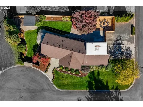 1440 Fetlock Court Eugene OR 97401