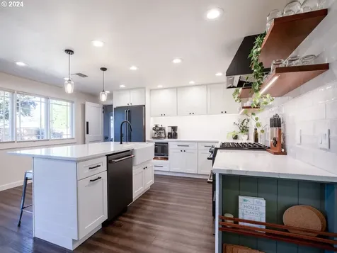 1440 Fetlock Court Eugene OR 97401