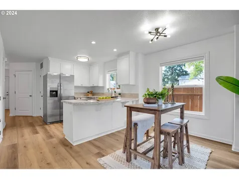 3325 N Baldwin Street Portland OR 97217