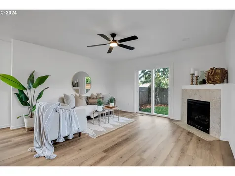 3325 N Baldwin Street Portland OR 97217