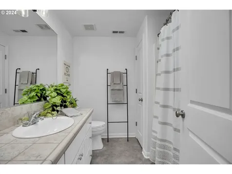 3325 N Baldwin Street Portland OR 97217