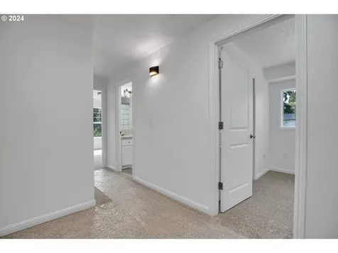 3325 N Baldwin Street Portland OR 97217