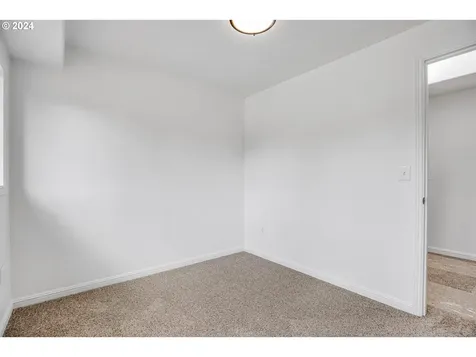 3325 N Baldwin Street Portland OR 97217