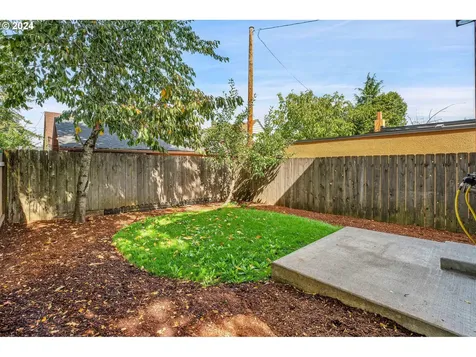 3325 N Baldwin Street Portland OR 97217