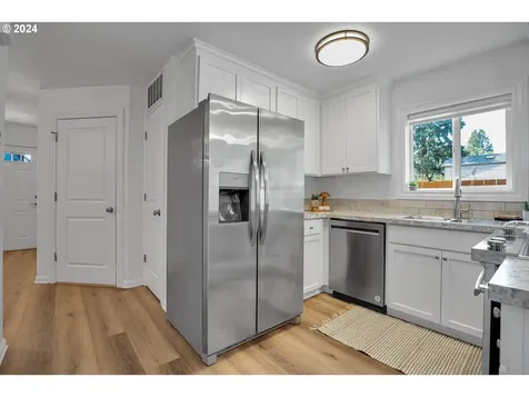 3325 N Baldwin Street Portland OR 97217