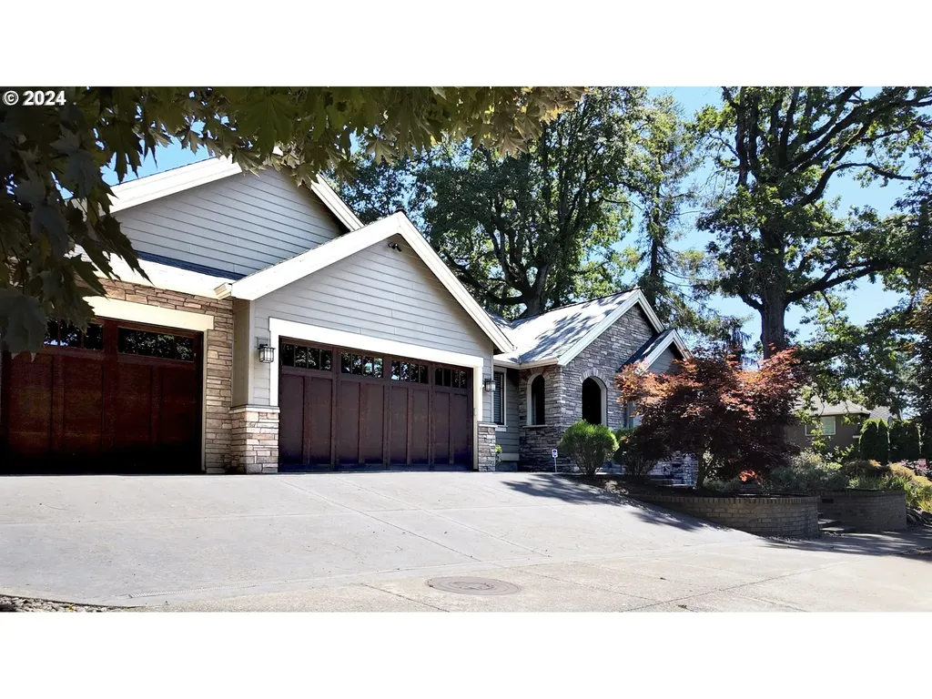13546 Peters Road Lake Oswego OR 97035