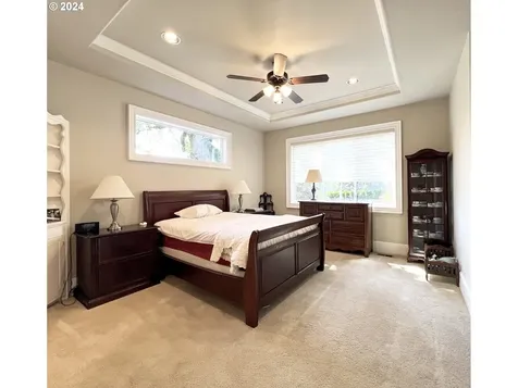 13546 Peters Road Lake Oswego OR 97035