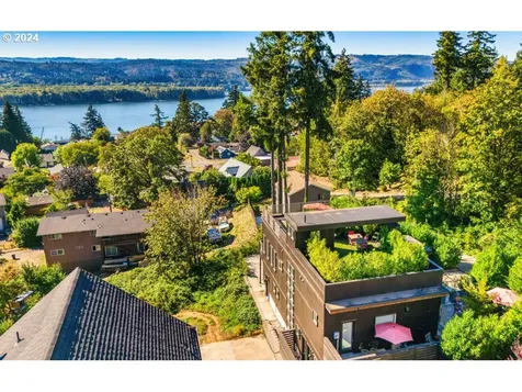 599 N 5th Street Kalama WA 98625