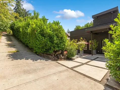 599 N 5th Street Kalama WA 98625