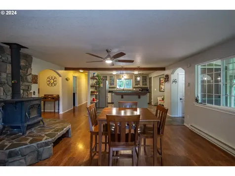 189 Swanie Lane Glide OR 97443