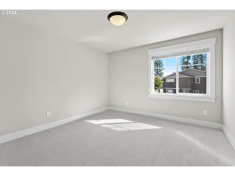 1578 SE 41st Loop Hillsboro OR 97123