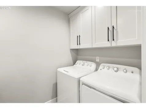 1578 SE 41st Loop Hillsboro OR 97123