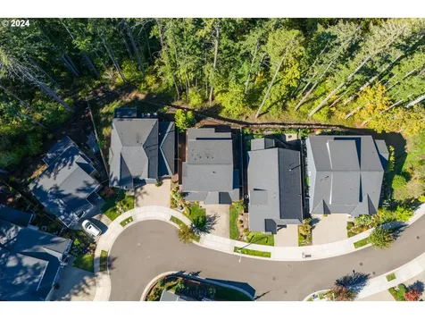 1578 SE 41st Loop Hillsboro OR 97123