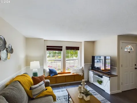 4518 Spring Meadow Avenue Eugene OR 97404