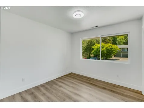 11345 SE Lexington Street Portland OR 97266