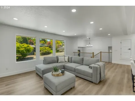 11345 SE Lexington Street Portland OR 97266