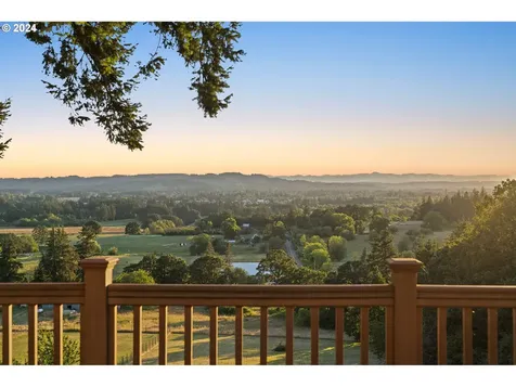 32019 Ne Corral Creek Road Newberg OR 97132
