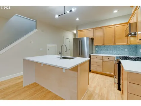 2257 SE 76th Avenue Portland OR 97215