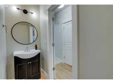 2257 SE 76th Avenue Portland OR 97215