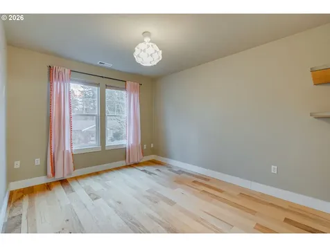 2257 SE 76th Avenue Portland OR 97215