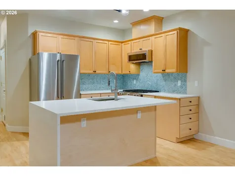2257 SE 76th Avenue Portland OR 97215