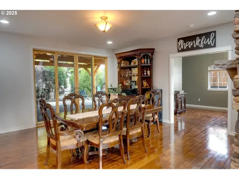 910 Samantha Street Hood River OR 97031