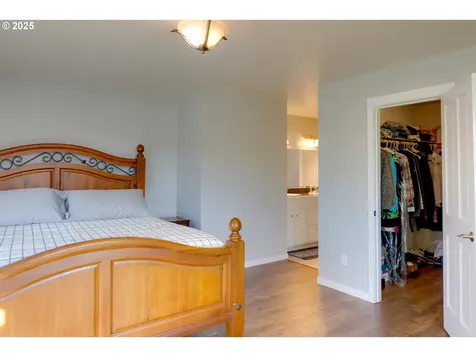 910 Samantha Street Hood River OR 97031