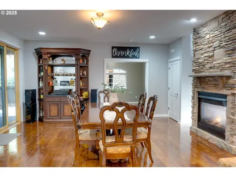 910 Samantha Street Hood River OR 97031