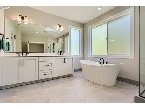 7414 SW 80th Terrace Portland OR 97223