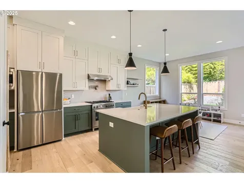 7414 SW 80th Terrace Portland OR 97223