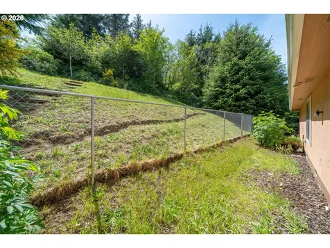 1844 SE 19th Street Lincoln City OR 97367