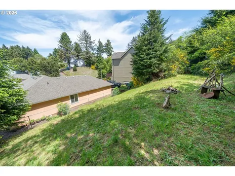 1844 SE 19th Street Lincoln City OR 97367