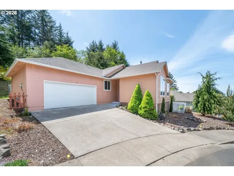 1844 SE 19th Street Lincoln City OR 97367