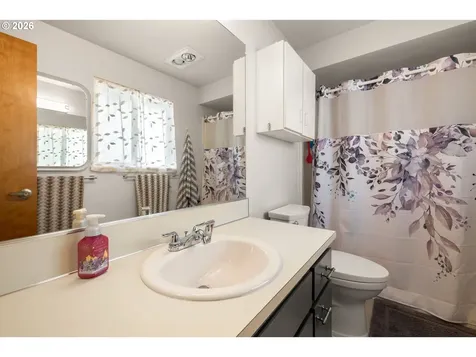 2246 NE 153rd Avenue Portland OR 97230