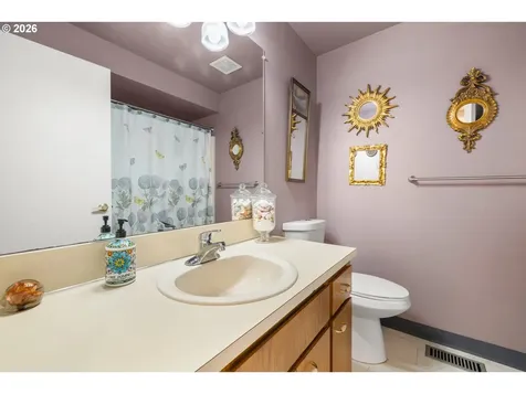 2246 NE 153rd Avenue Portland OR 97230