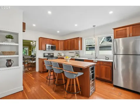4532 SE 62nd Avenue Portland OR 97206
