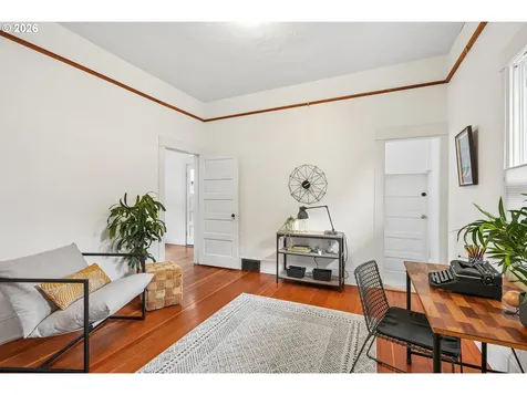 4532 SE 62nd Avenue Portland OR 97206